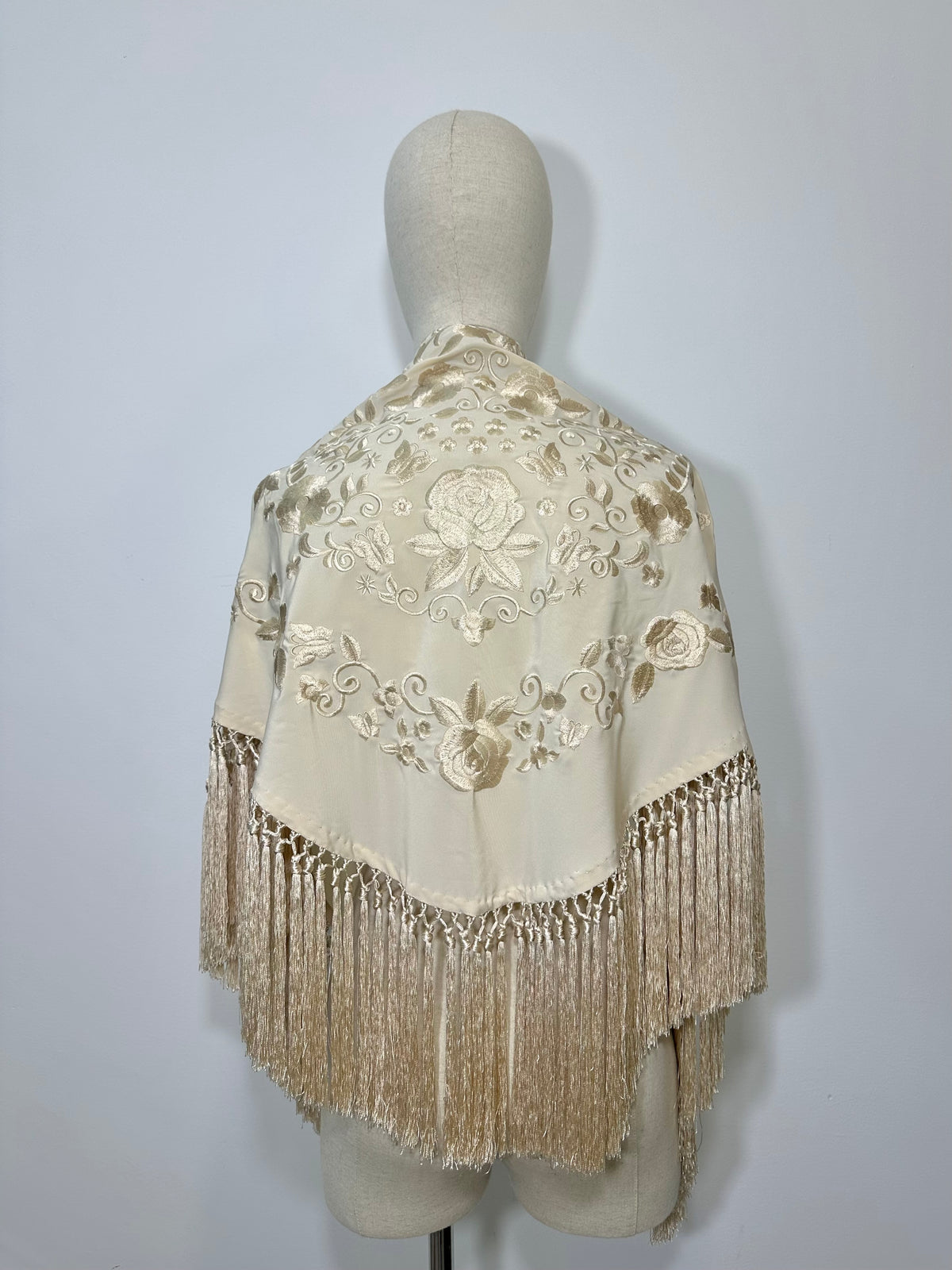 Mantoncillo Carmen Liso Beige
