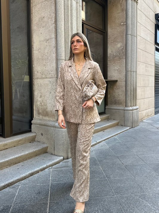 Traje Biella