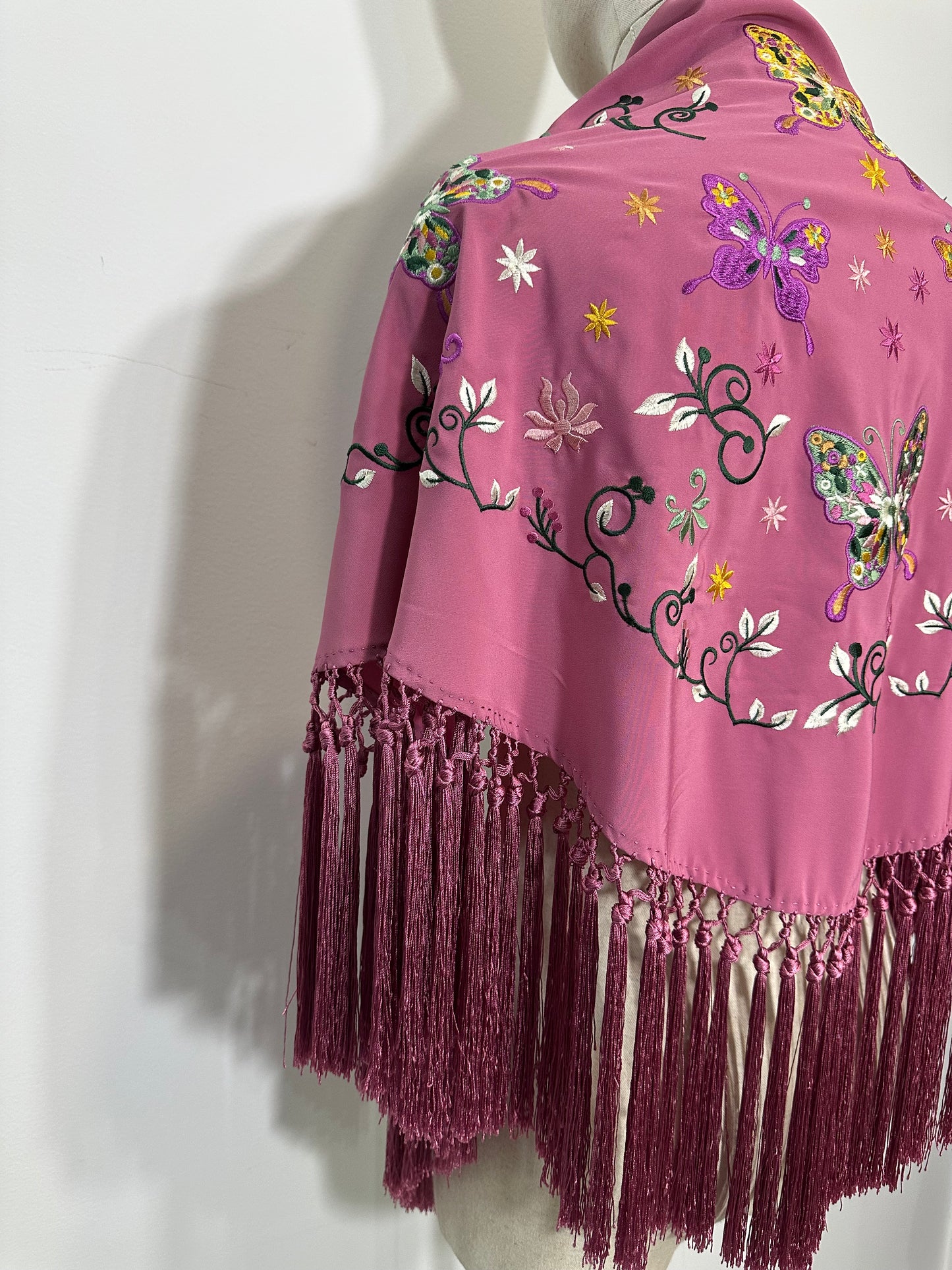 Mantoncillo Rocío Rosa Fuerte