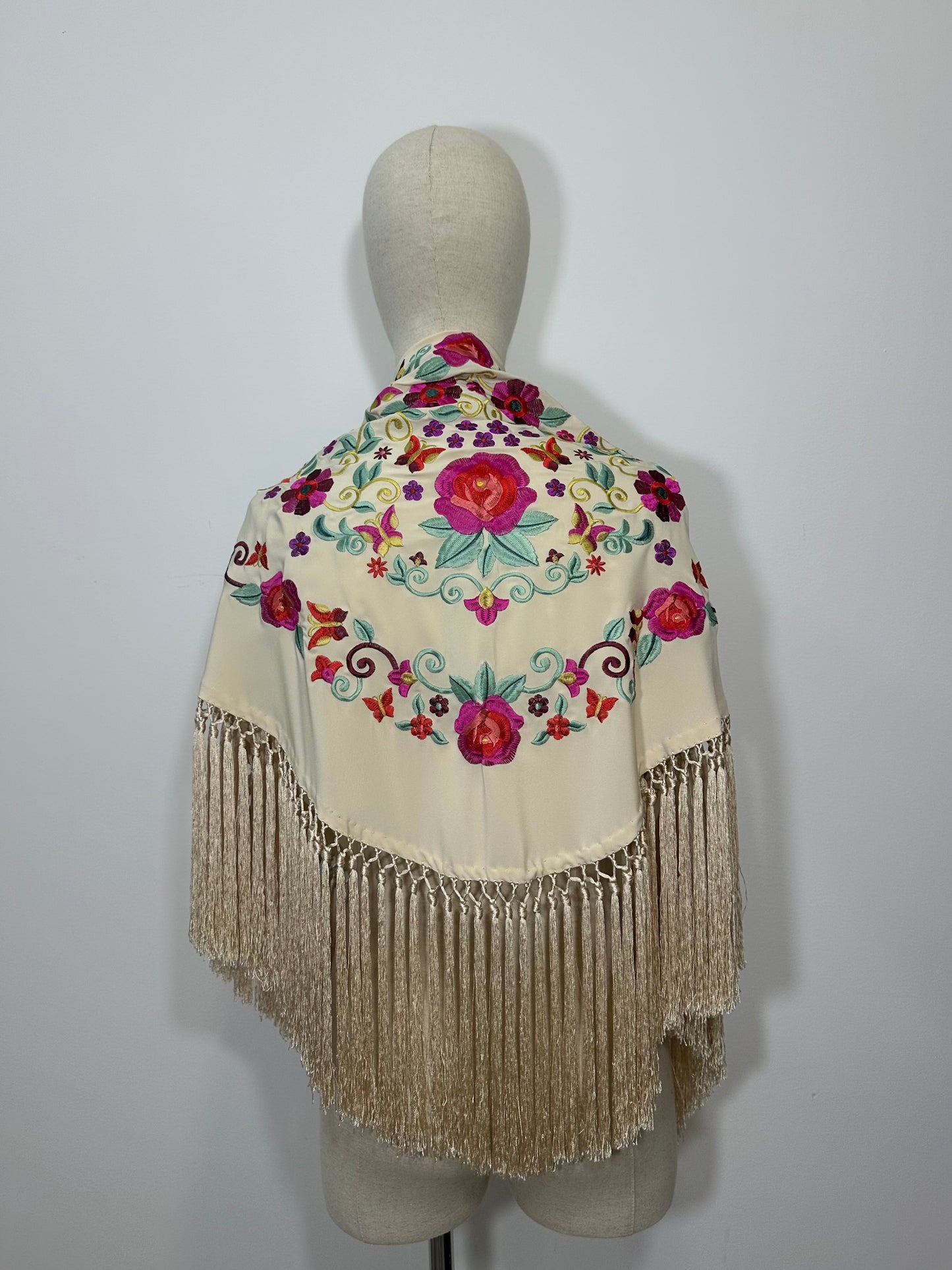 Mantoncillo Carmen Beige